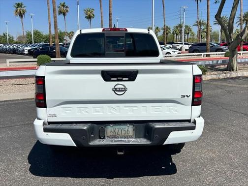 2022 Nissan Frontier SV