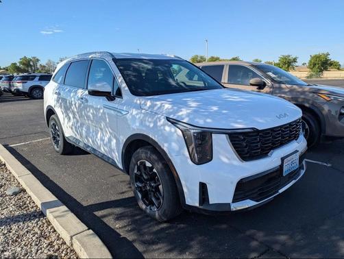 2024 Kia Sorento S