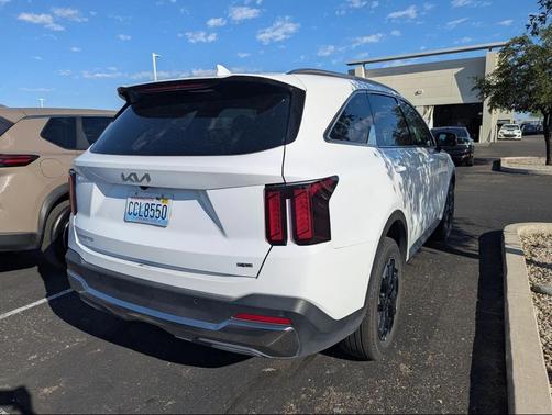 2024 Kia Sorento S