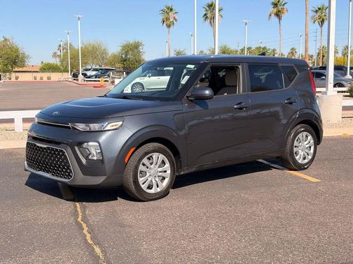 Gravity Gray 2021 Kia Soul LX