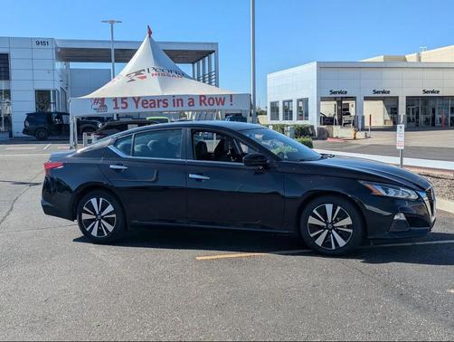 2022 Nissan Altima 2.5 SV