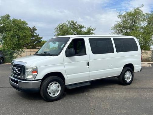 2013 Ford E350 Super Duty XLT