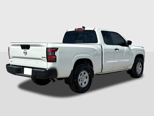 2025 Nissan Frontier S