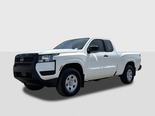 2025 Nissan Frontier S