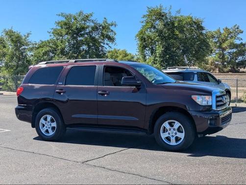 2016 Toyota Sequoia SR5