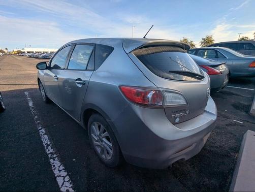 2013 Mazda Mazda3 i Touring