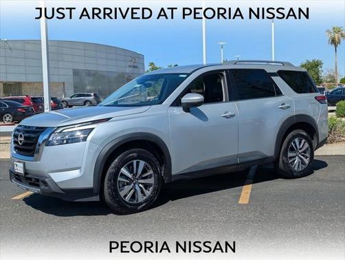 2023 Nissan Pathfinder SL FWD