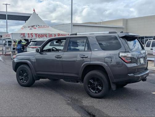 2023 Toyota 4Runner SR5