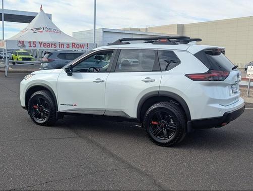 2025 Nissan Rogue Rock Creek