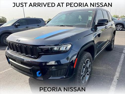 2022 Jeep Grand Cherokee 4xe Trailhawk