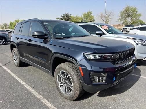 2022 Jeep Grand Cherokee 4xe Trailhawk