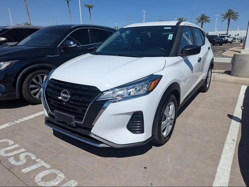 2023 Nissan Kicks S
