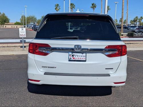 Platinum White Pearl 2020 Honda Odyssey Touring