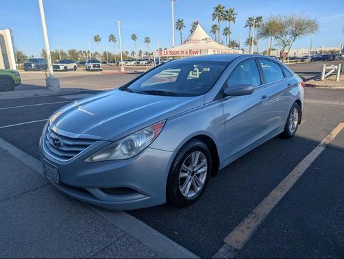 2011 Hyundai SONATA GLS