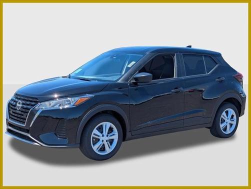 2025 Nissan Kicks S