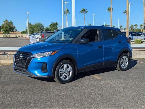2023 Nissan Kicks S