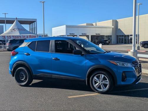 2023 Nissan Kicks S
