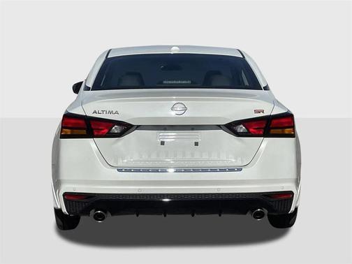 2025 Nissan Altima SR FWD