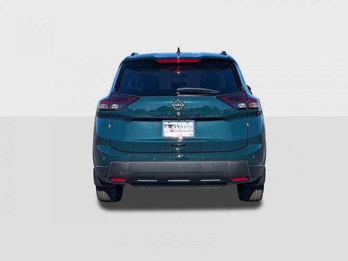 Obsidian Green 2026 Nissan Rogue Dark Armor