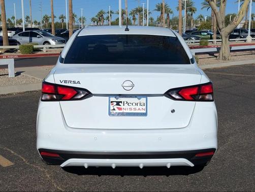 2025 Nissan Versa 1.6 S
