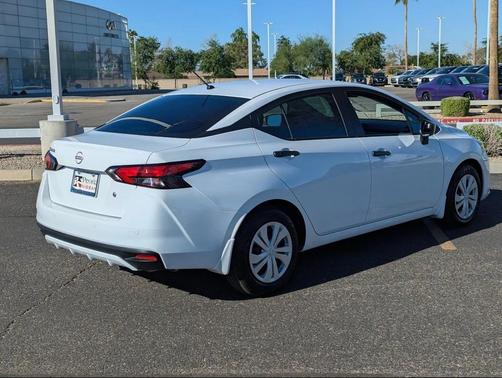 2025 Nissan Versa 1.6 S