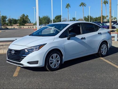 2025 Nissan Versa 1.6 S