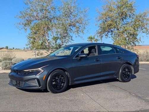 2025 Kia K5 LXS