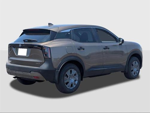 2025 Nissan Kicks S