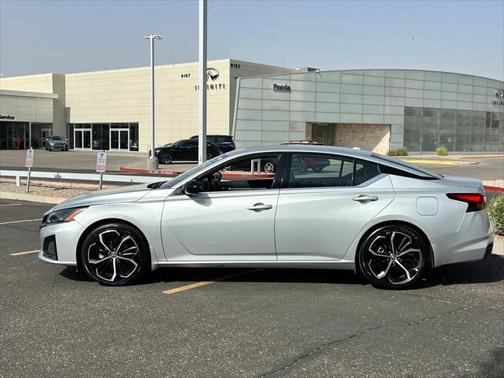 2024 Nissan Altima SR FWD