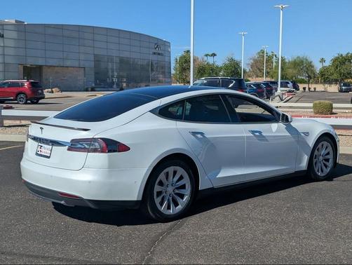 2016 Tesla Model S 70D