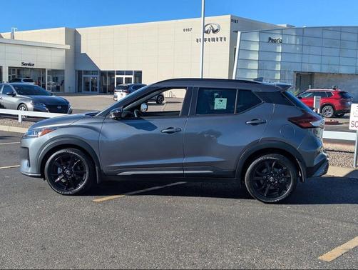 2023 Nissan Kicks SR