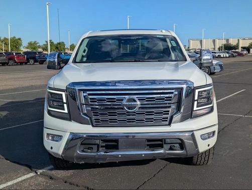 2020 Nissan Titan SL