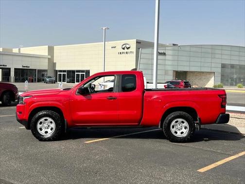 2022 Nissan Frontier S
