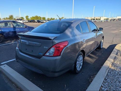 2015 Nissan Versa 1.6 SV