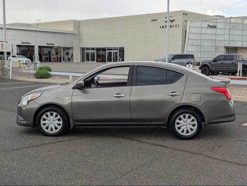 2015 Nissan Versa 1.6 SV