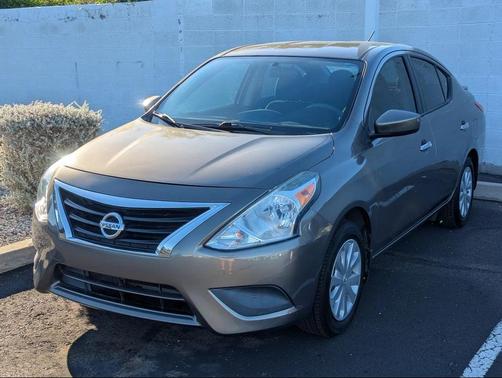 2015 Nissan Versa 1.6 SV
