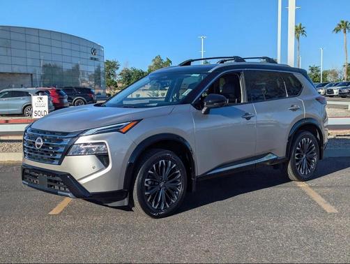 2025 Nissan Rogue Platinum