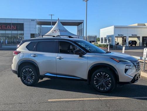 2025 Nissan Rogue Platinum