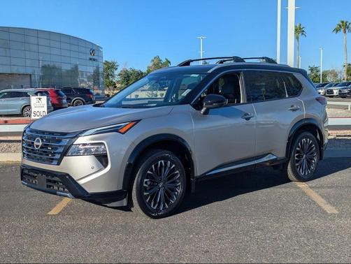 2025 Nissan Rogue Platinum