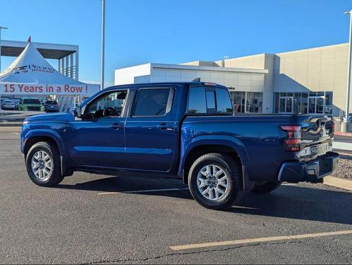 2022 Nissan Frontier SV