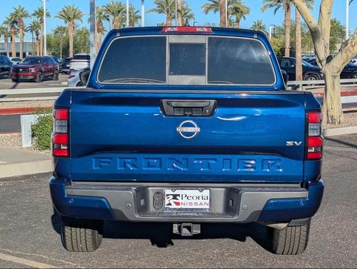 2022 Nissan Frontier SV
