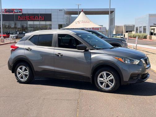 Gun Metallic 2019 Nissan Kicks S