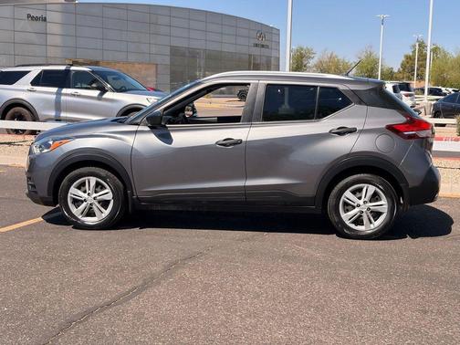 Gun Metallic 2019 Nissan Kicks S
