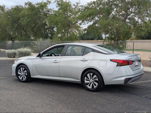 2023 Nissan Altima S FWD