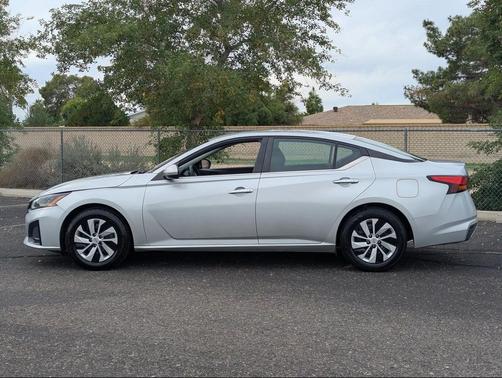 2023 Nissan Altima S FWD