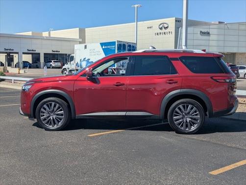 2023 Nissan Pathfinder SL FWD