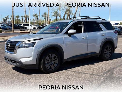 Brilliant Silver Metallic 2022 Nissan Pathfinder SV 2WD
