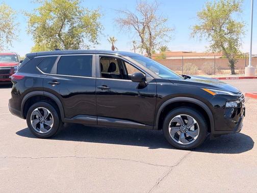 Super Black 2025 Nissan Rogue SV