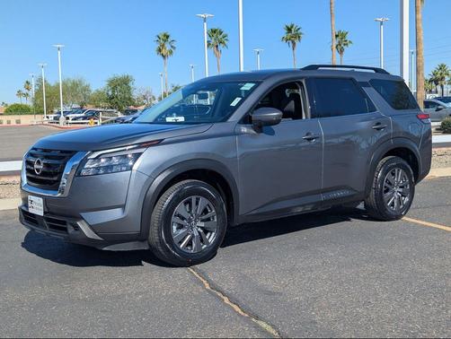 Gun Metallic 2025 Nissan Pathfinder SV FWD