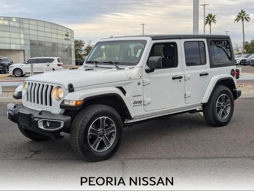 2023 Jeep Wrangler 4-Door Sahara 4x4